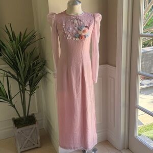 Modern Vietnamese Ao Dai Pearl Floral Details Puff Sleeves Blush Pink Size L